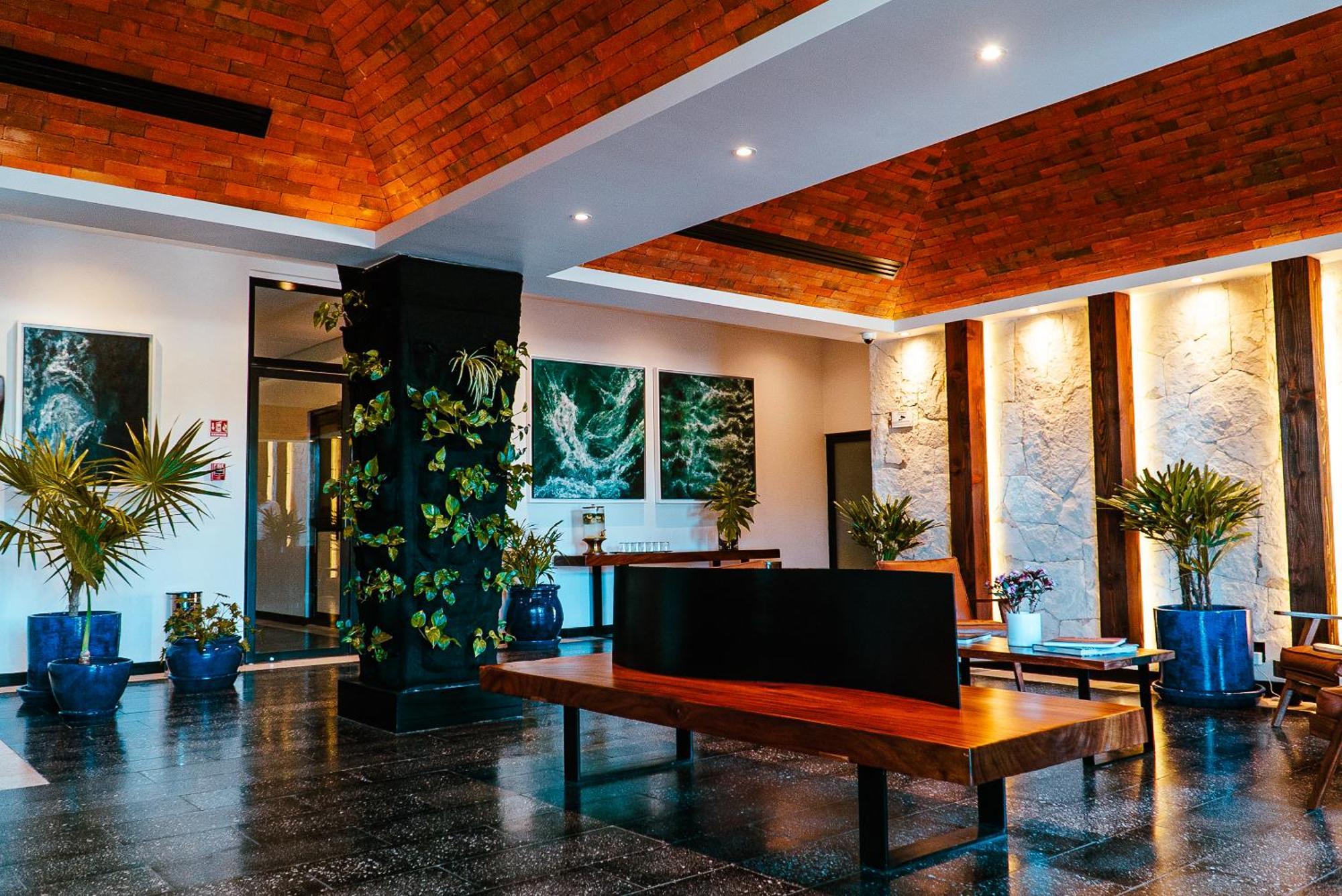 Flamboyan & Residences