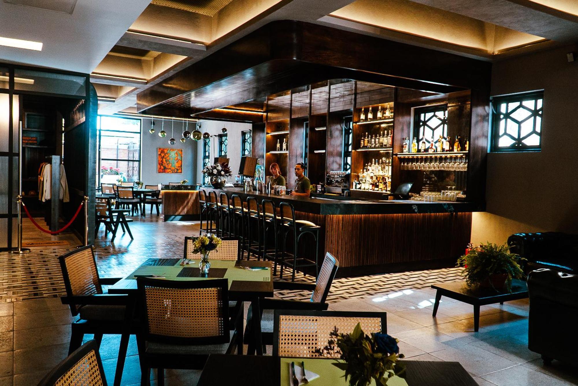 Flamboyan & Residences Hotel