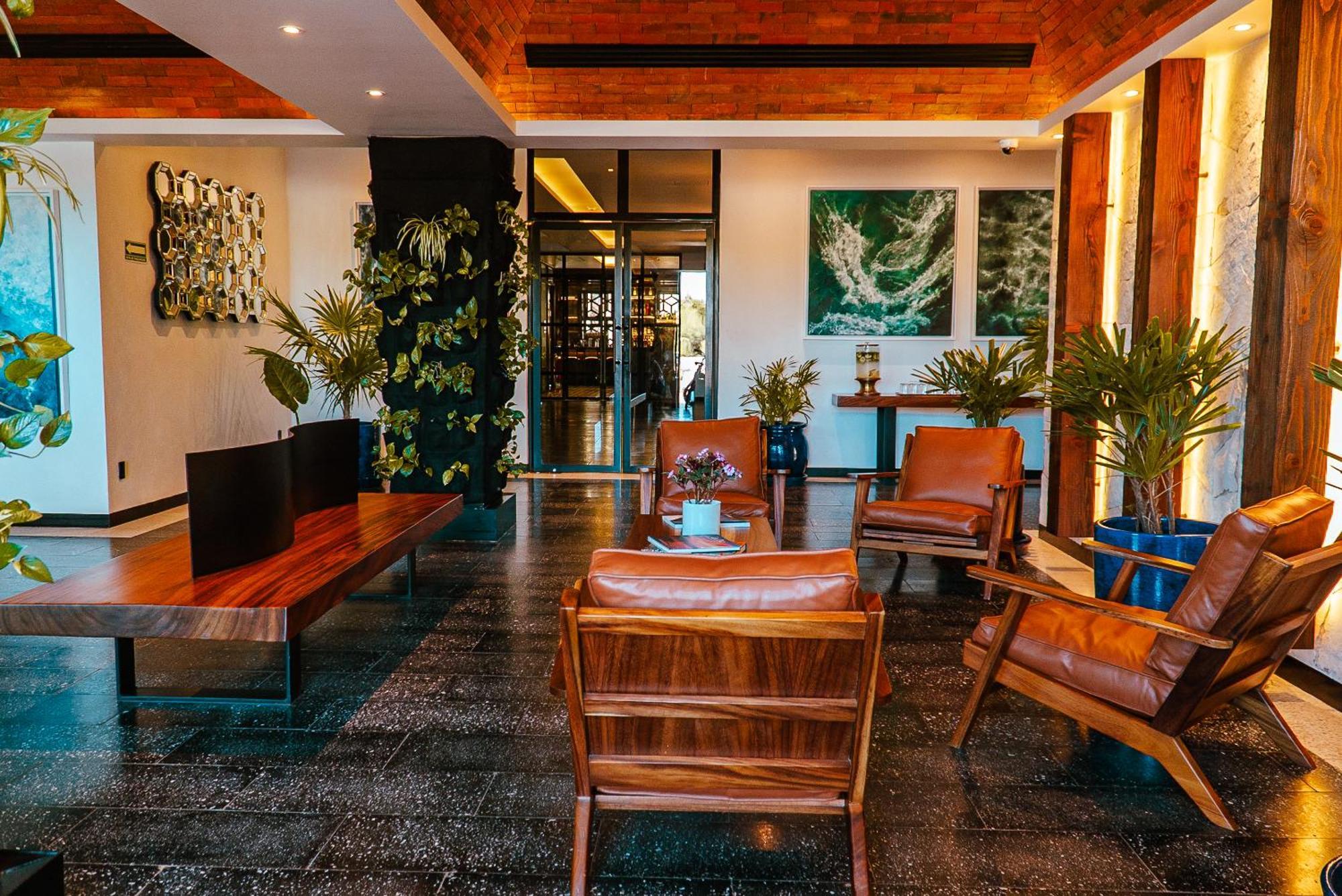 Flamboyan & Residences